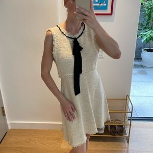 Medium Zara cream tweed dress with black neck bow 🤍